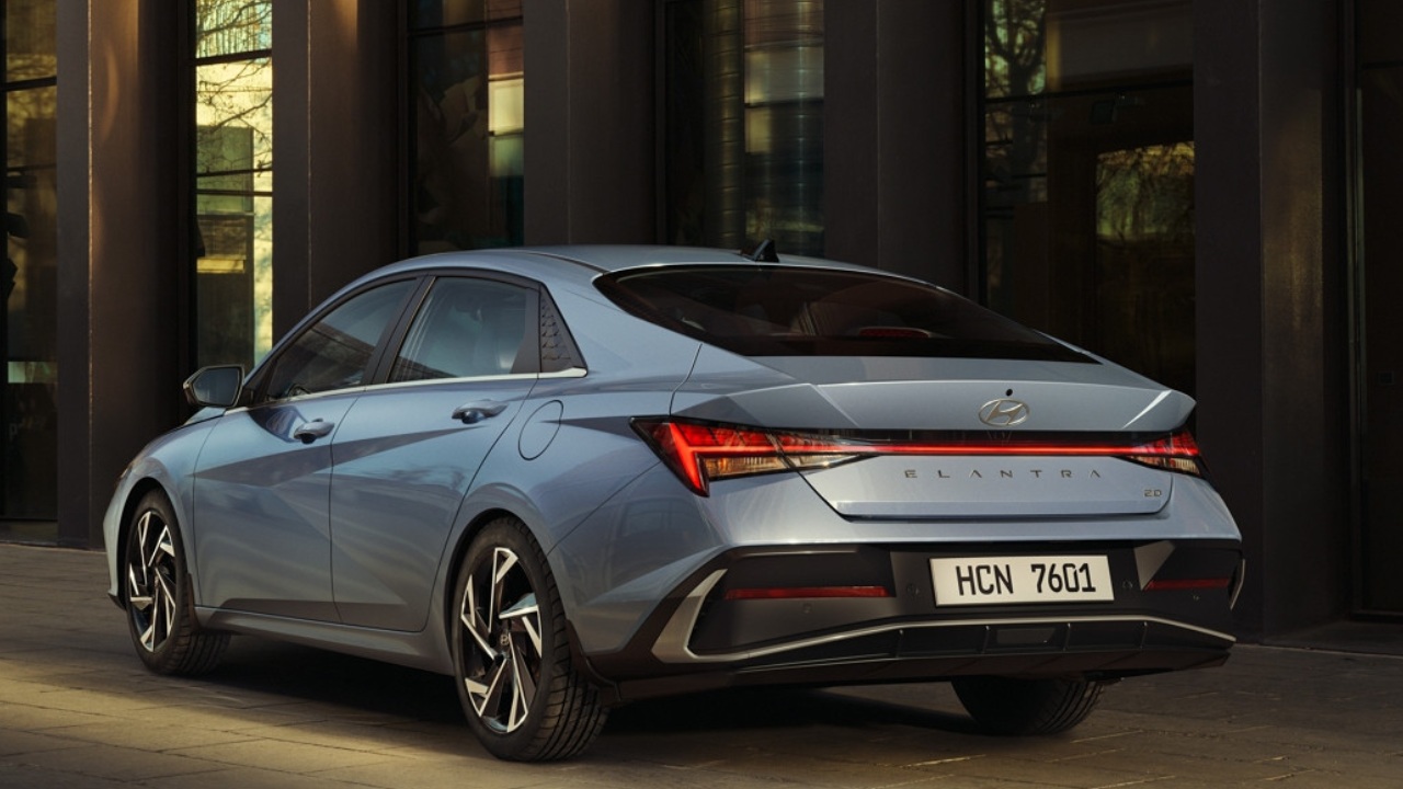 Hyundai Elantra 2024 models and trims, prices and specifications in